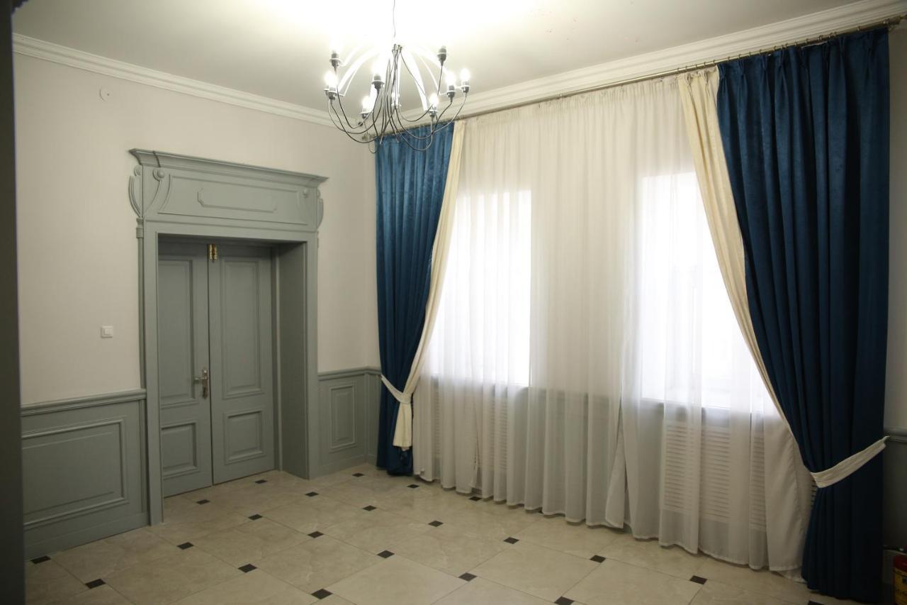 Alcazar Hotel Atirau Kültér fotó